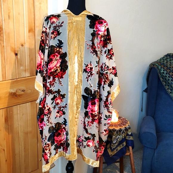 Bohemian rose wrap - Picture 4 of 5